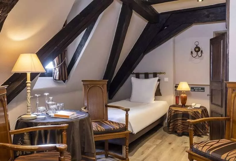 Comfort Triple Room, Restaurant Le Maréchal   Teritoria