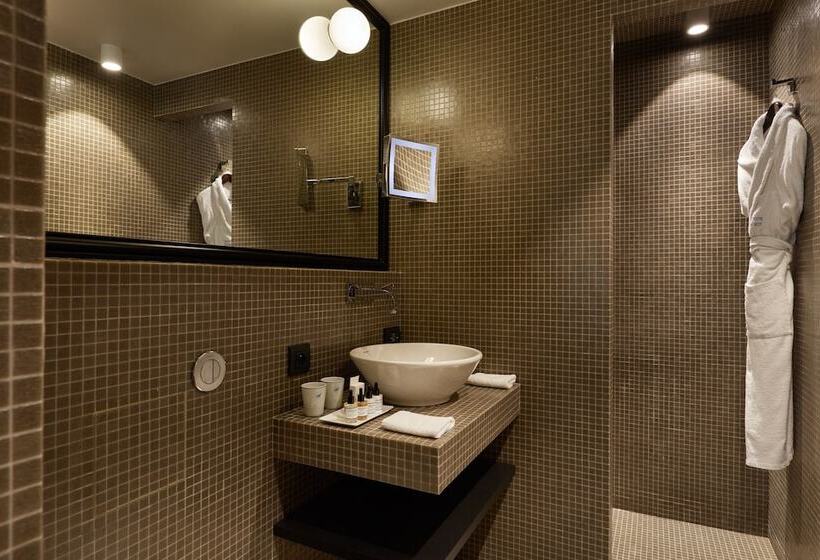 패밀리 스위트, Le Pavillon De La Reine & Spa, Place Des Vosges