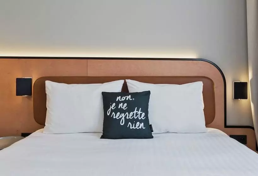 Camera Standard Letto Matrimoniale, Moxy Paris Bastille