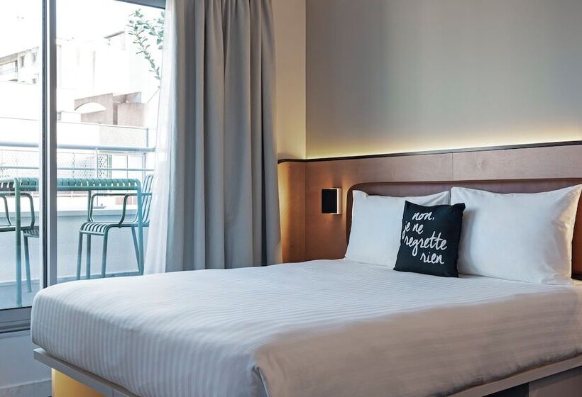 ダブルベッドスタンダードルーム, Moxy Paris Bastille