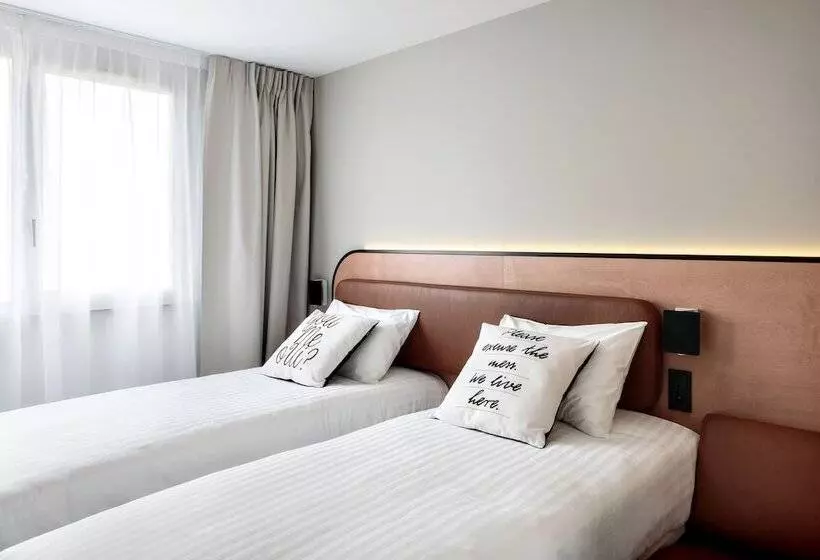 Camera Standard, Moxy Paris Bastille
