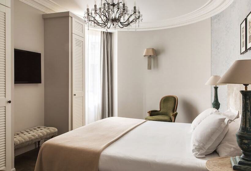 اتاق لوکس, New Hotel Roblin