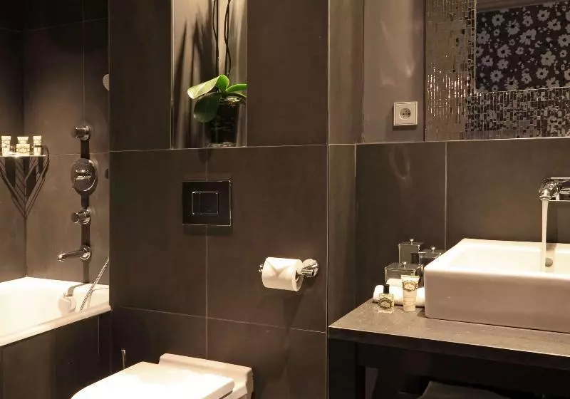 スーペリアールーム, New Hotel Roblin