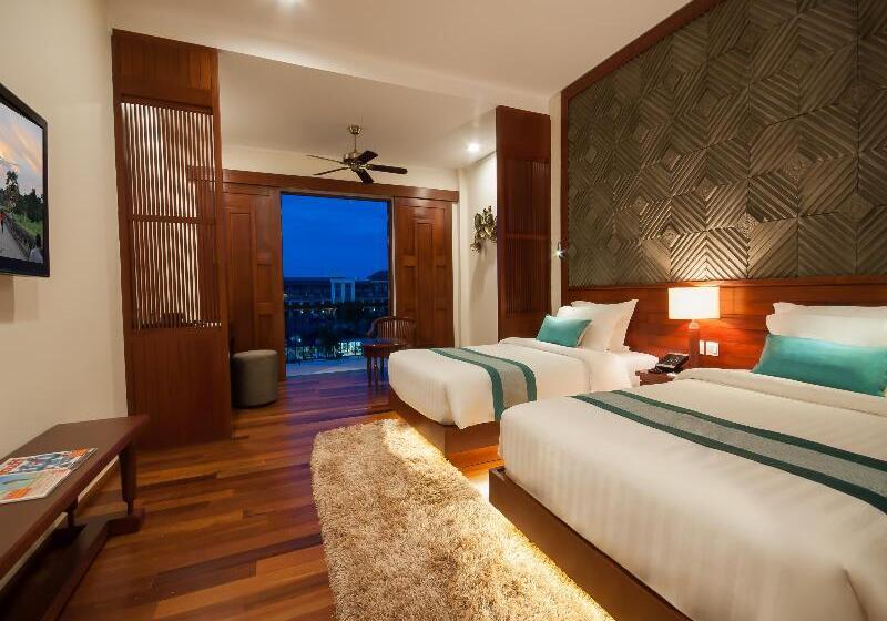 اتاق لوکس, New Hotel Roblin