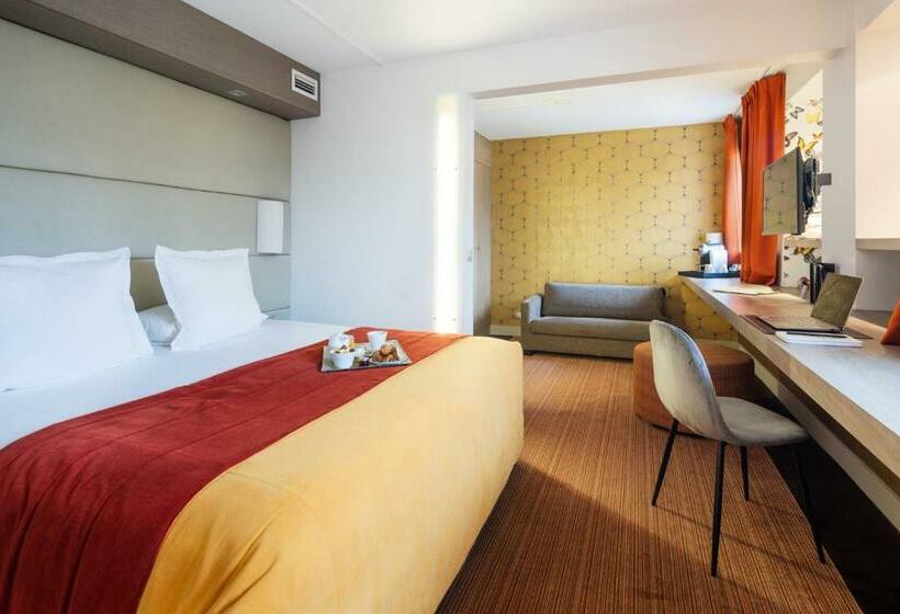 주니어 스위트, Paris Neuilly