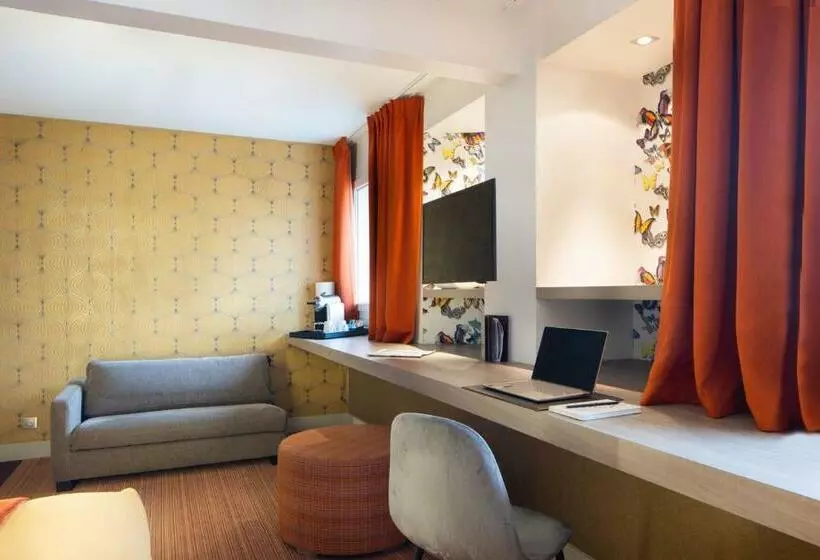 Juniorsviitti, Paris Neuilly