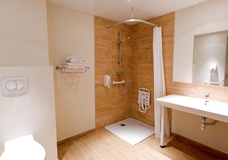 اتاق استاندارد, Saint Etienne