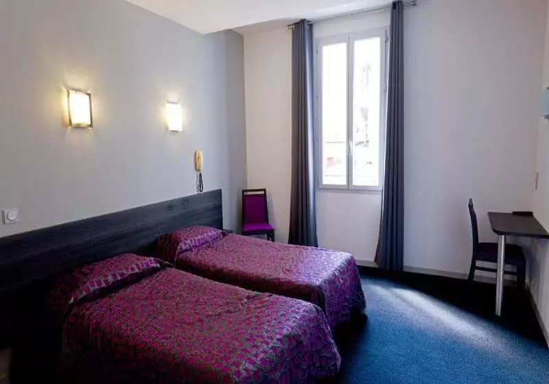 Standard-huone, Saint Etienne