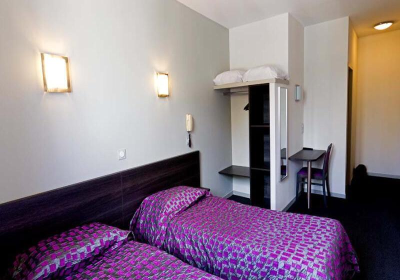 اتاق استاندارد, Saint Etienne