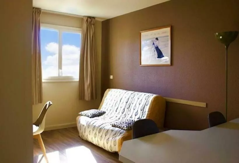 اتاق استاندارد با تخت دوبل, Kyriad Hotel Montpellier Centre Antigone