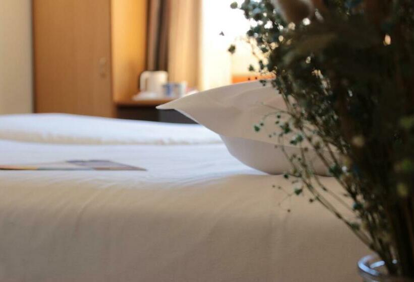 غرفة قياسية, Kyriad Hotel Montpellier Centre Antigone