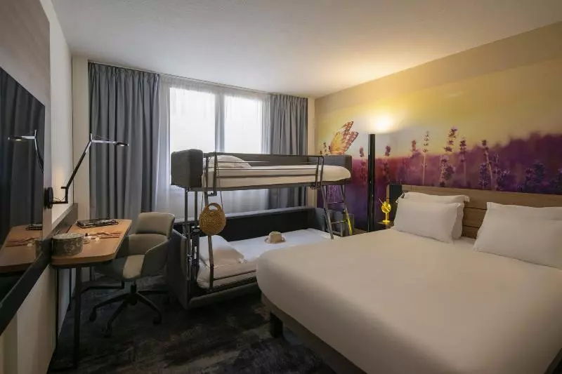 ダブルベッドのクラシックルーム, Novotel Antibes Sophia Antipolis