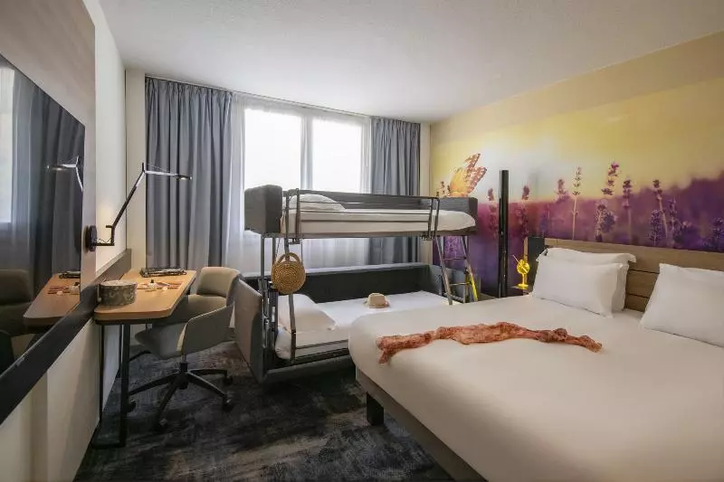 ダブルベッドのクラシックルーム, Novotel Antibes Sophia Antipolis