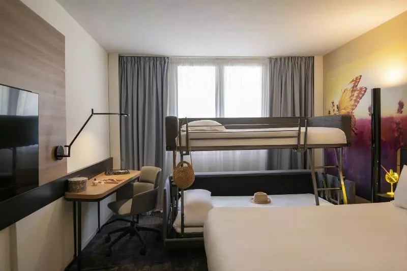 ダブルベッドのクラシックルーム, Novotel Antibes Sophia Antipolis