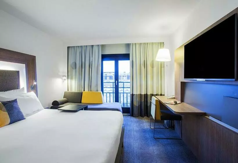 Chambre Supérieure, Novotel Paris Les Halles