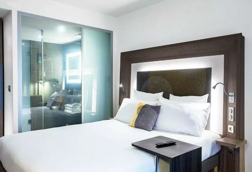 Chambre Supérieure, Novotel Paris Les Halles