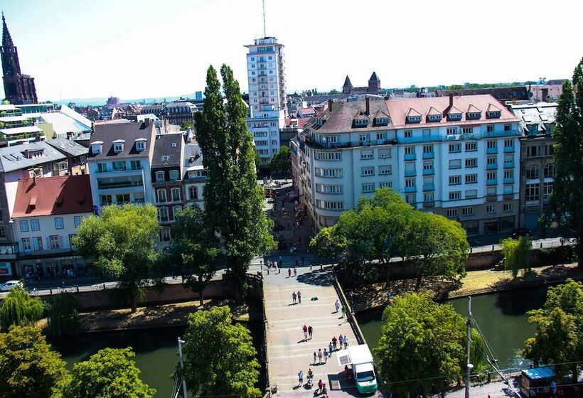 Номер Superior, Novotel Strasbourg Centre Halles