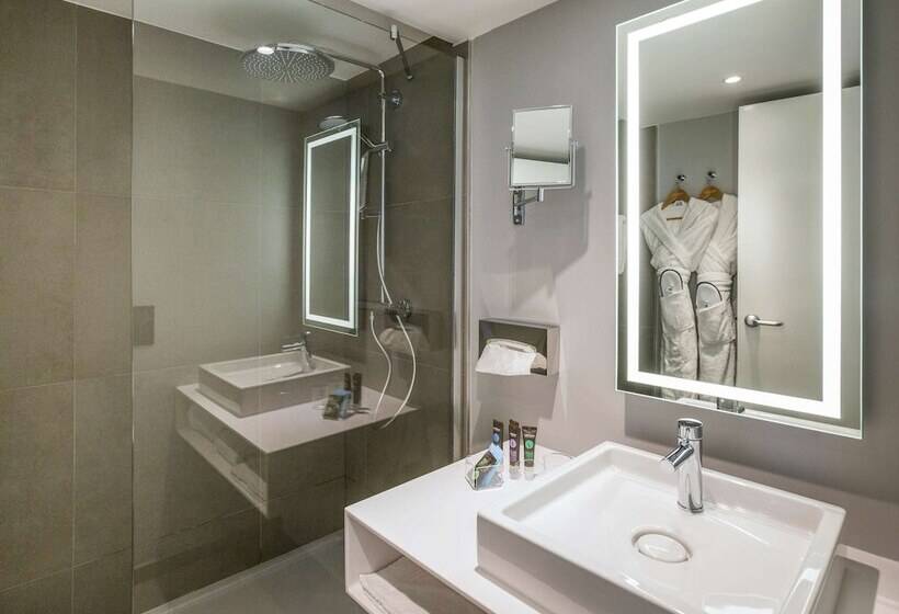 Номер Superior, Novotel Strasbourg Centre Halles