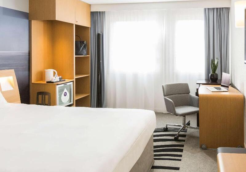 Номер Superior, Novotel Strasbourg Centre Halles