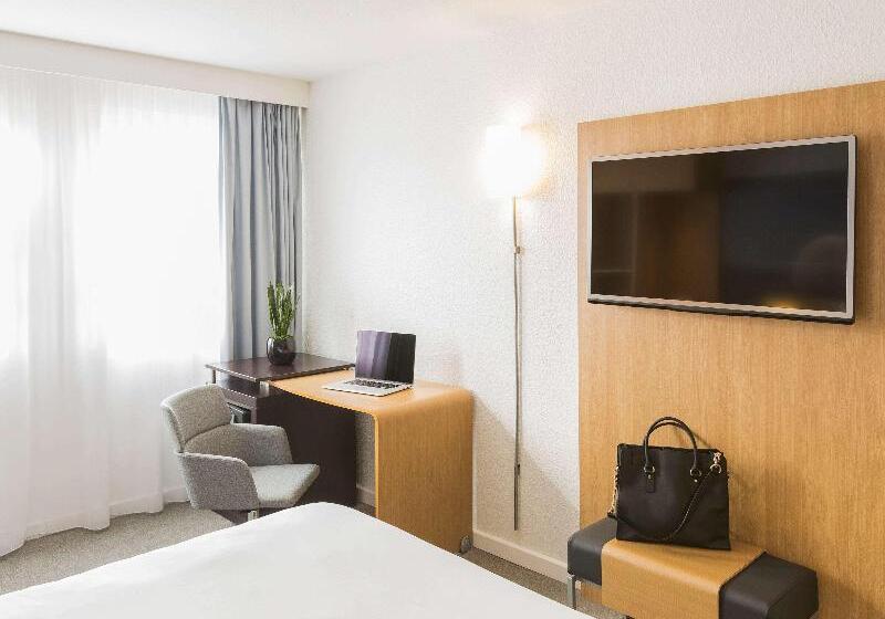 Номер Superior, Novotel Strasbourg Centre Halles