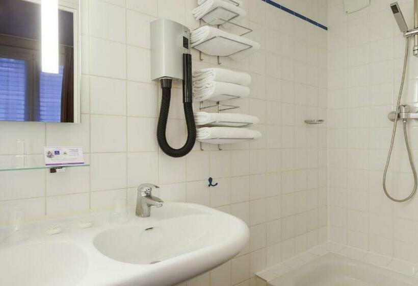 اتاق خانوادگی, Timhotel Opera Madeleine