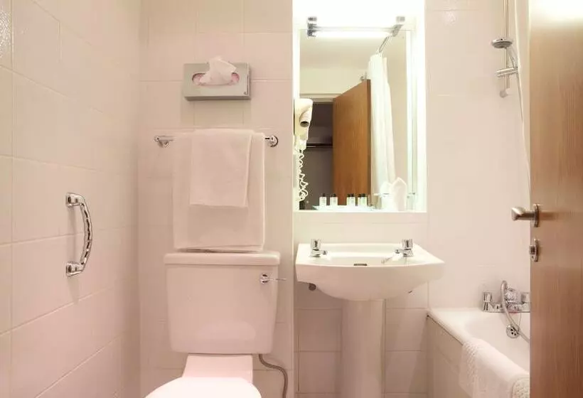 Sviitti, Aberdeen Airport Dyce Hotel, Sure Hotel Collection By Bw