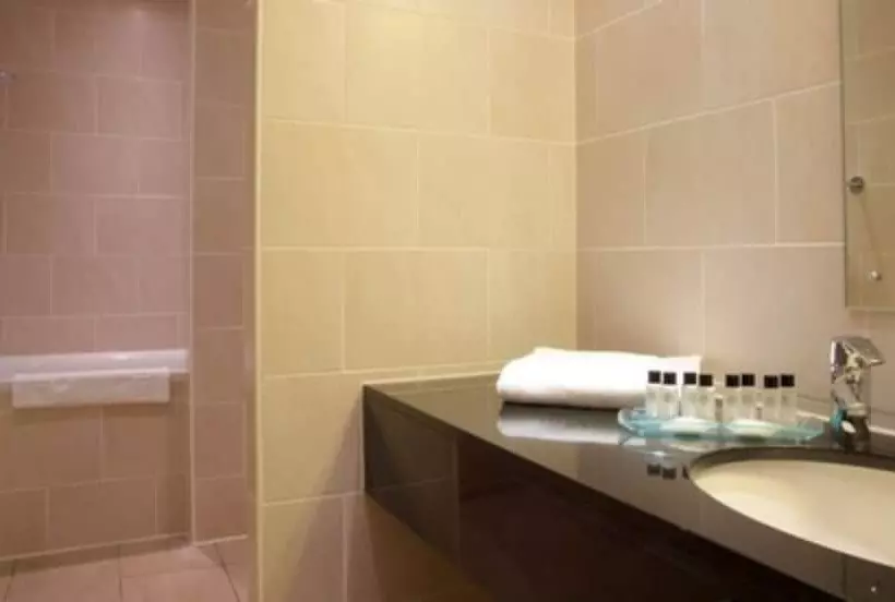 Sviitti, Aberdeen Airport Dyce Hotel, Sure Hotel Collection By Bw