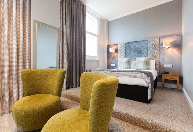 이그제큐티브 룸, Aberdeen Douglas