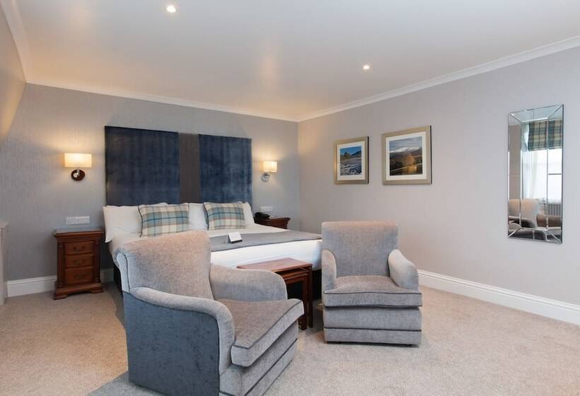 이그제큐티브 룸, Aberdeen Douglas