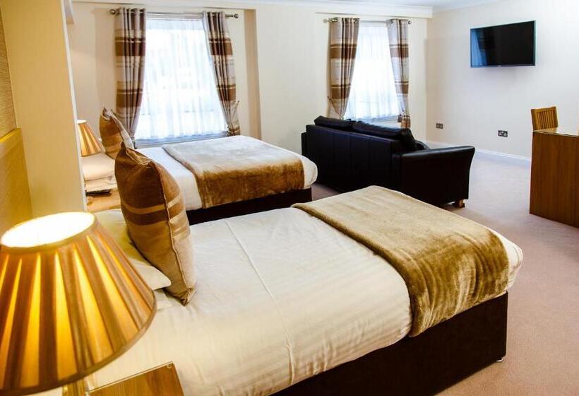 סוויטה משפחתית, Adamson