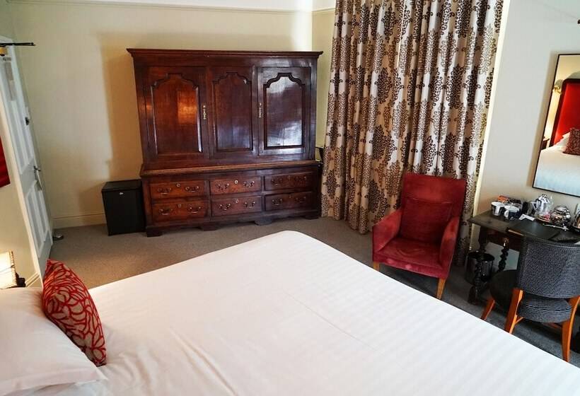 スーペリアールーム, Cotswold House Hotel And Spa   A Bespoke