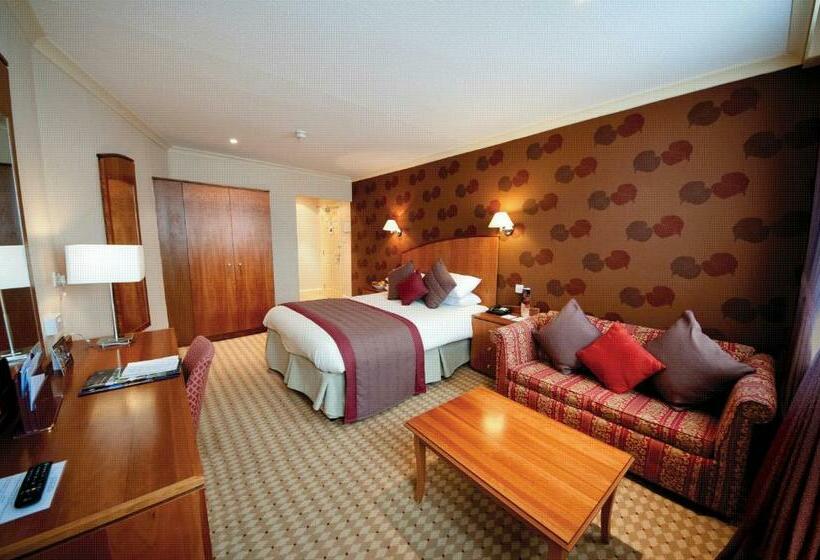 高级大房间, Crown & Mitre