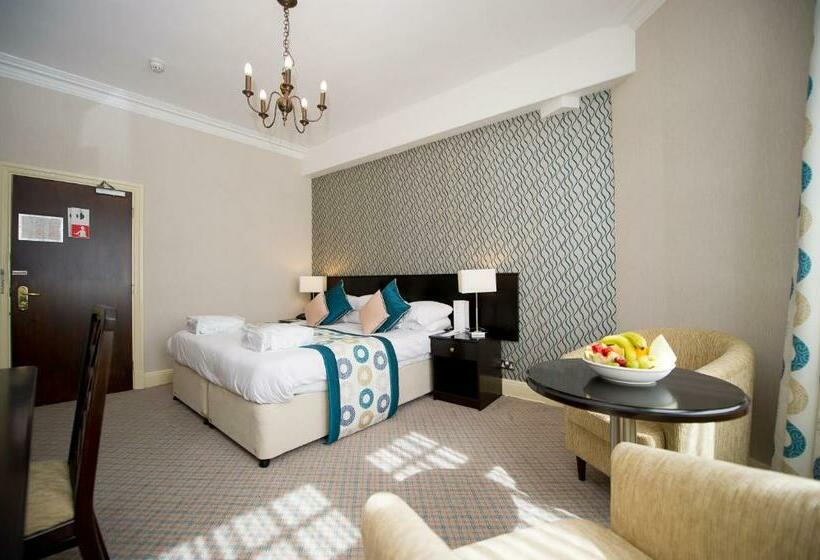 高级大房间, Crown & Mitre