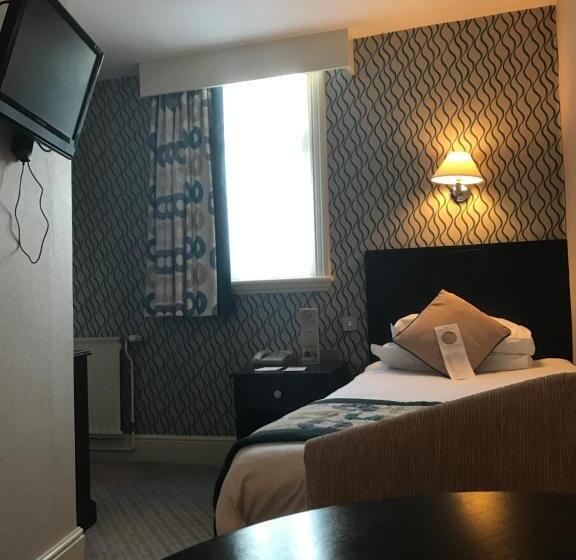 标准单人间, Crown & Mitre