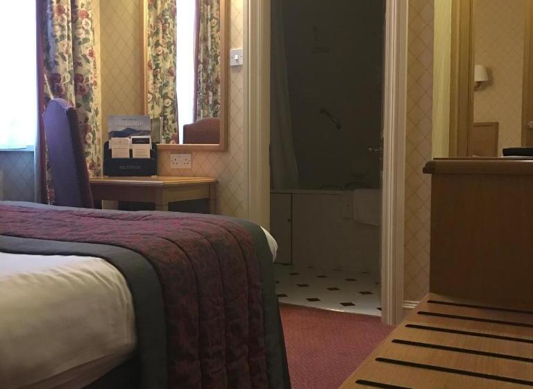 基本间, Crown & Mitre