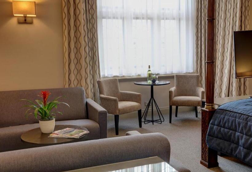 套房, Crown & Mitre