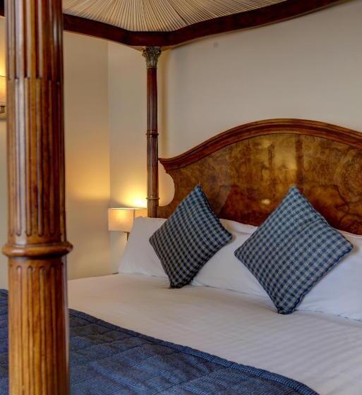 套房, Crown & Mitre