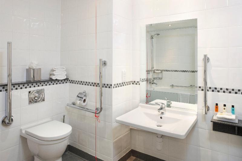 Номер Стандарт Адаптированный для Инвалидов, Crowne Plaza Heathrow