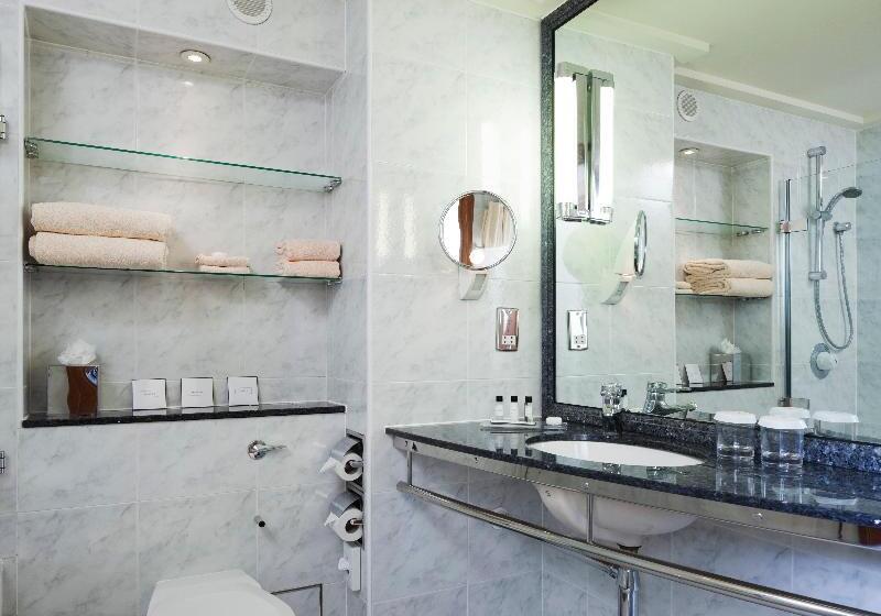 スタンダードルーム, Crowne Plaza Heathrow