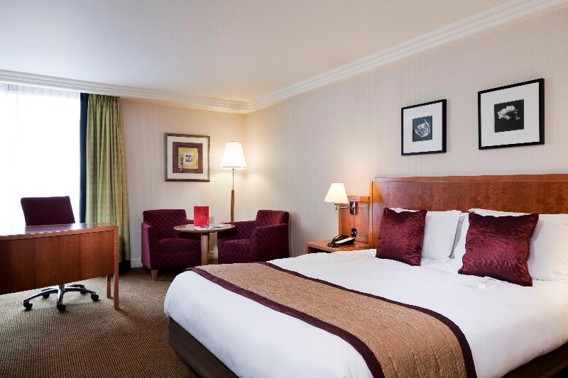 Номер Стандарт, Crowne Plaza Heathrow