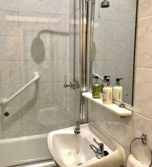 ベーシックルーム, The Alfriston