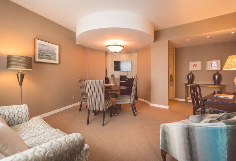 ジュニアスイート, Europa