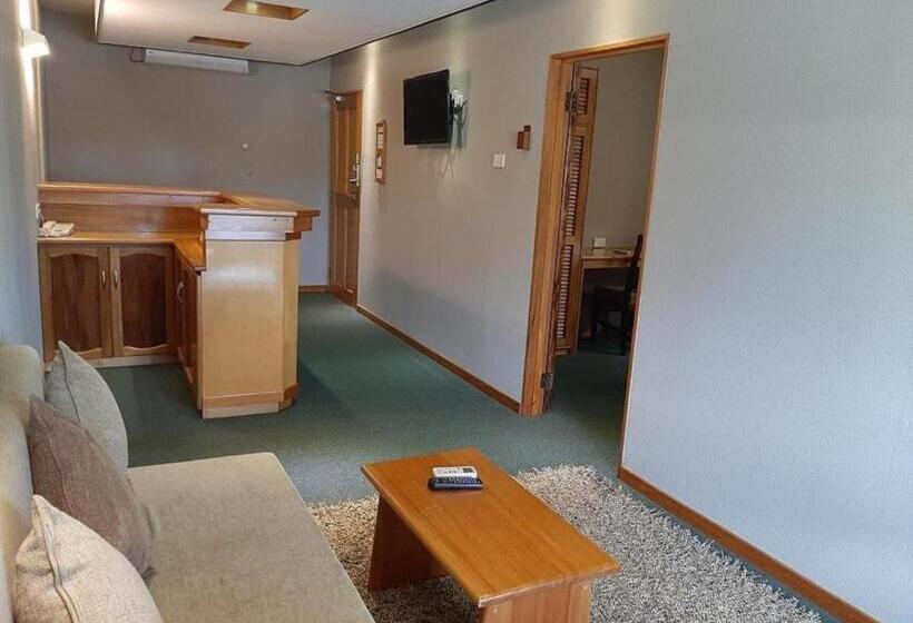 סוויטה, Fiji Gateway