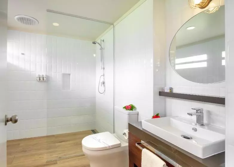 اتاق استاندارد با چشمانداز استخر, Fiji Gateway