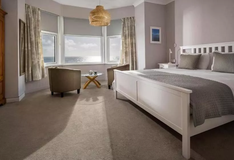 Standard Room with Views, Housel Bay