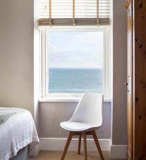 带海景的标准房, Housel Bay