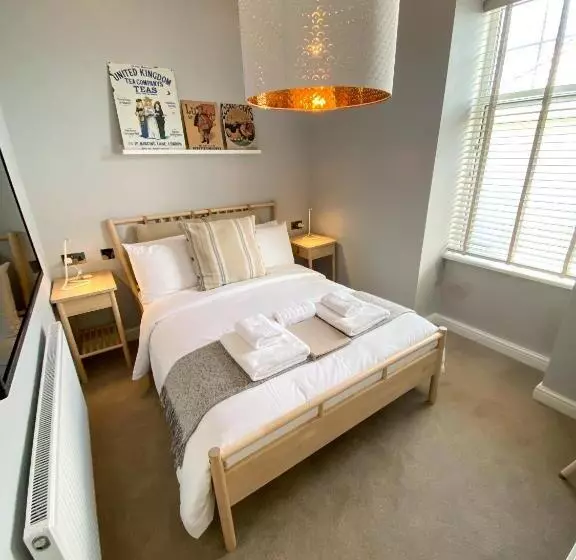 Basic Room Side Sea View, Housel Bay