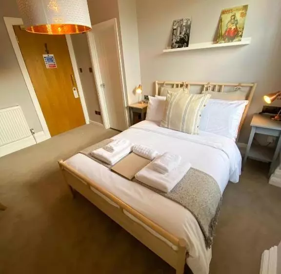 Standard Room, Housel Bay