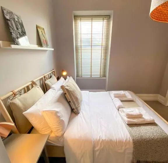 Standard Room, Housel Bay
