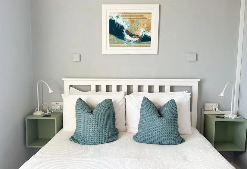Standard Room Sea View, Housel Bay